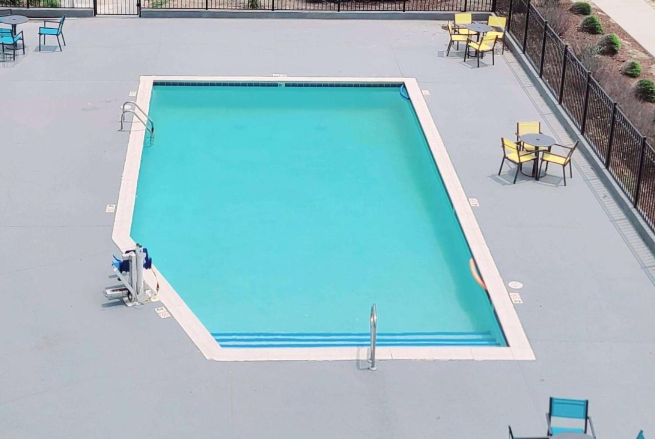 Ocean Reef Suites Kill Devil Hills Exteriör bild