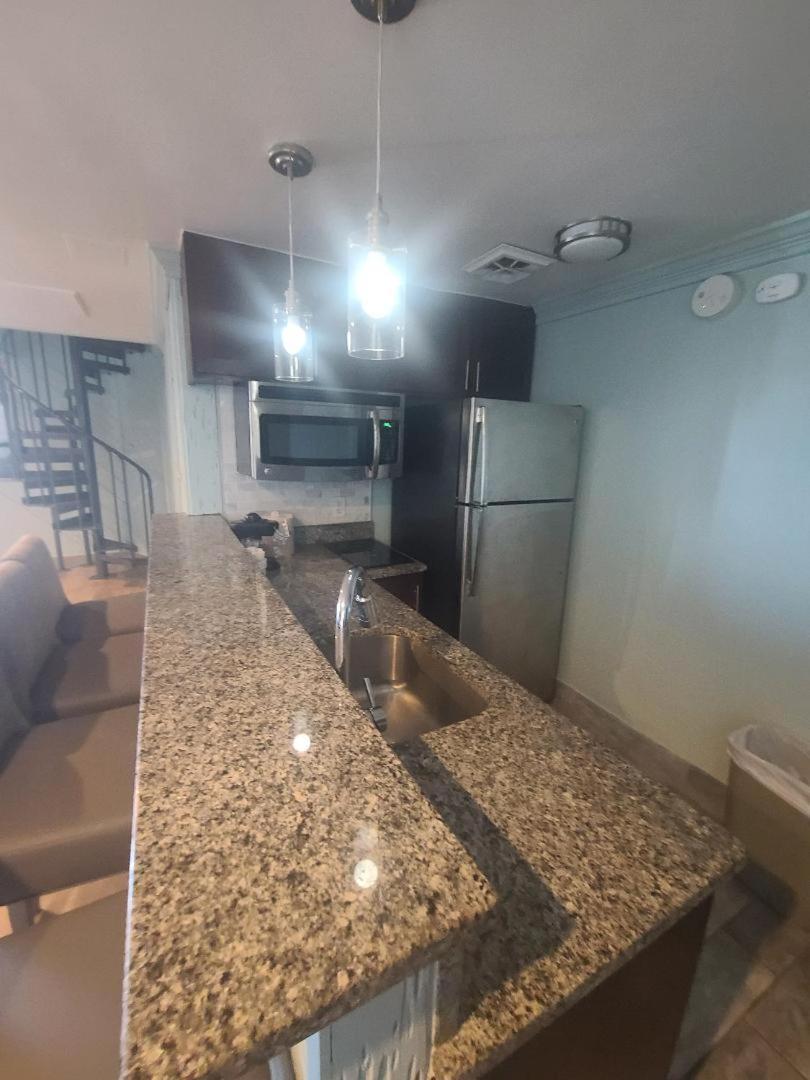 Ocean Reef Suites Kill Devil Hills Rum bild